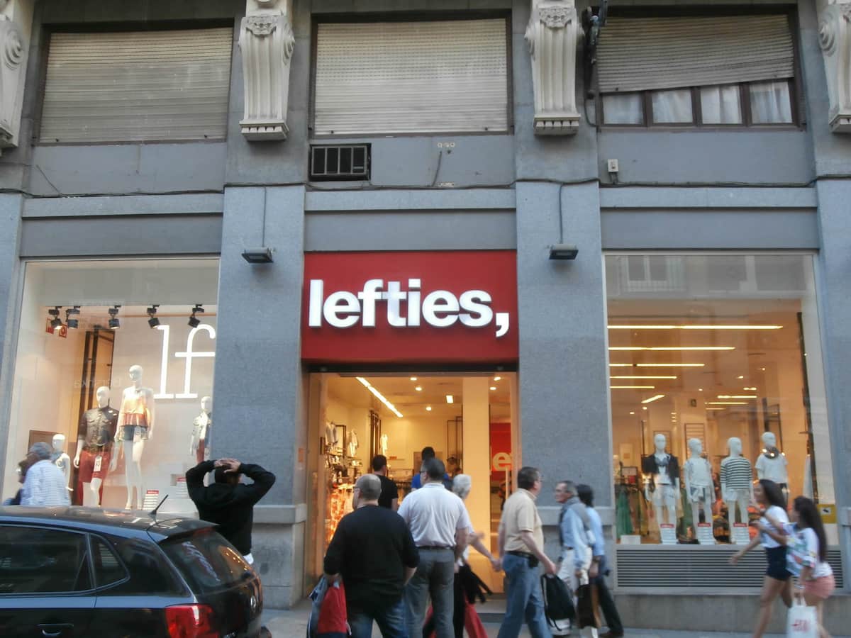 Tienda más grande del mundo de Lefties en Madrid